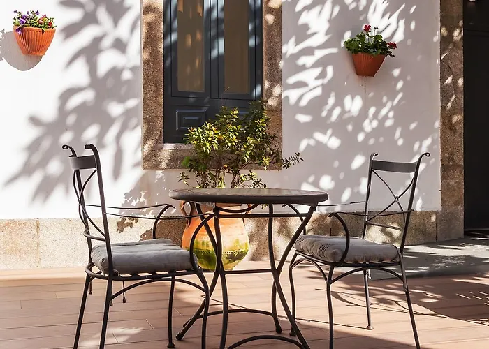 Pedra Iberica 3* بورتو