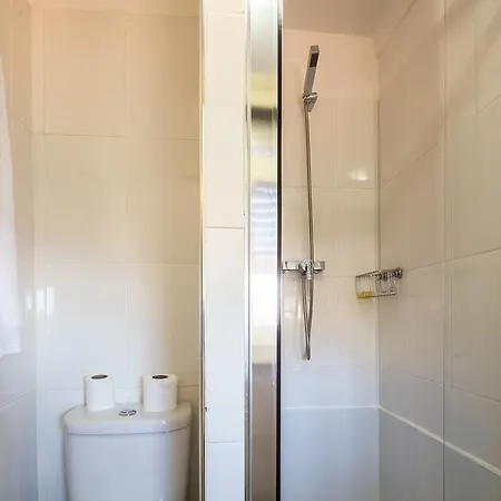 佩德拉伊比利亚酒店 招待所 3*