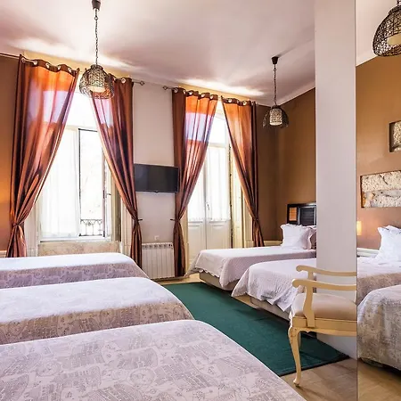 Pedra Iberica Guest house 3*