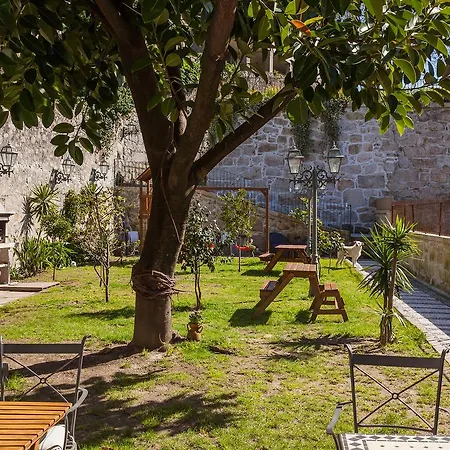 Pedra Iberica Guest house 3*