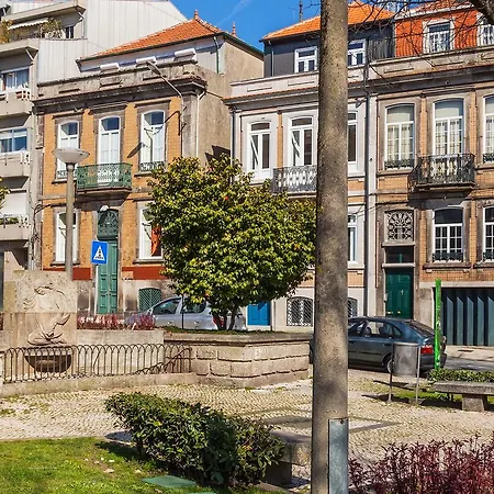 Konukevi Pedra Iberica Porto